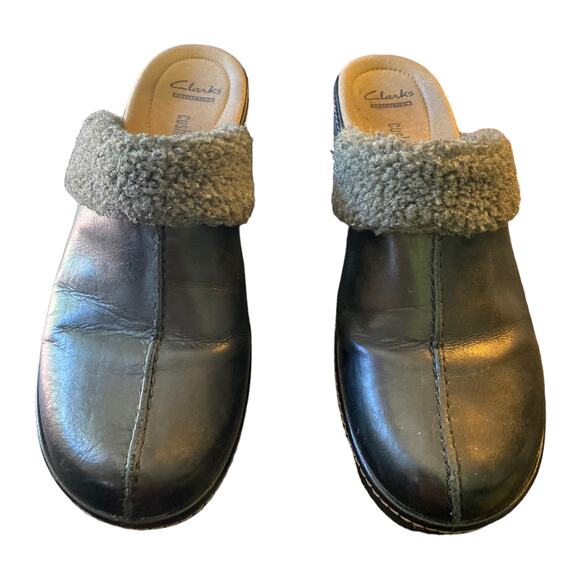Clarks Collection Black Soft Cushion Slip On Sherpa Trim Mule Size 9.5 - Picture 3 of 8